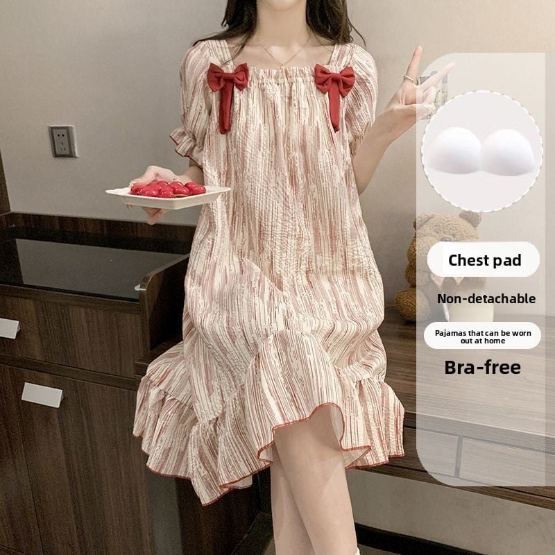 Women's padded nightgown